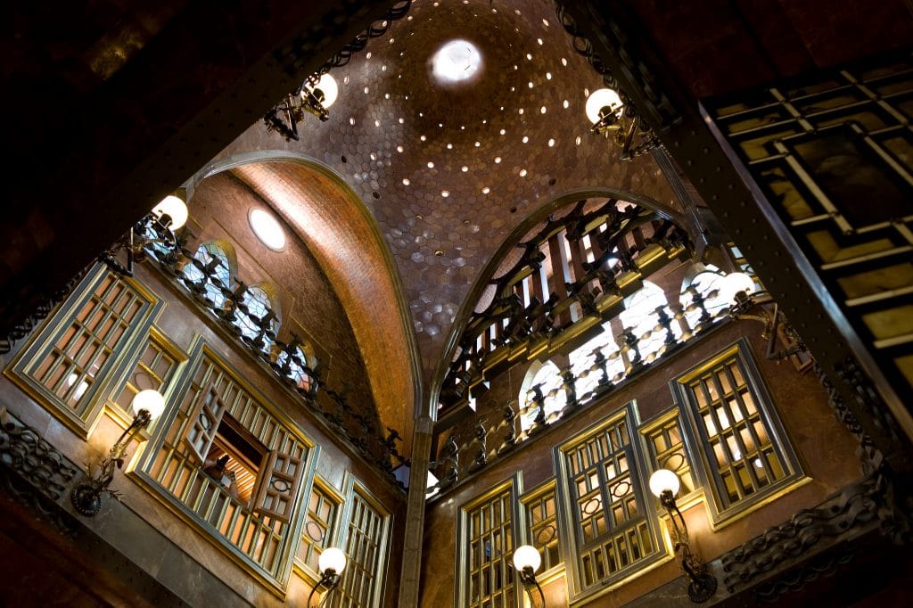 巴塞隆納景點五：奎爾宮 Palau Güell